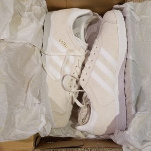Adidas Gazelle off white